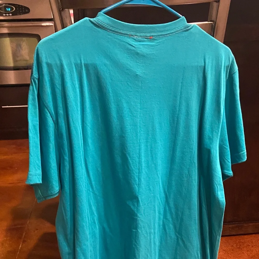 Nike Men's Aqua V-Neck Tee